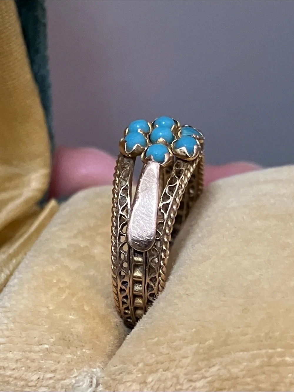 15K Gold Victorian Turquoise ring - Picture 4 of 17